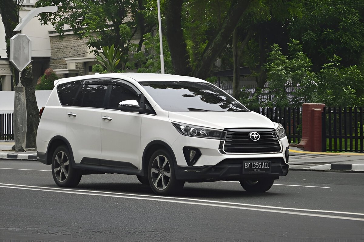 Cara Memilih Mobil untuk Pemula agar Nyaman dan Aman
