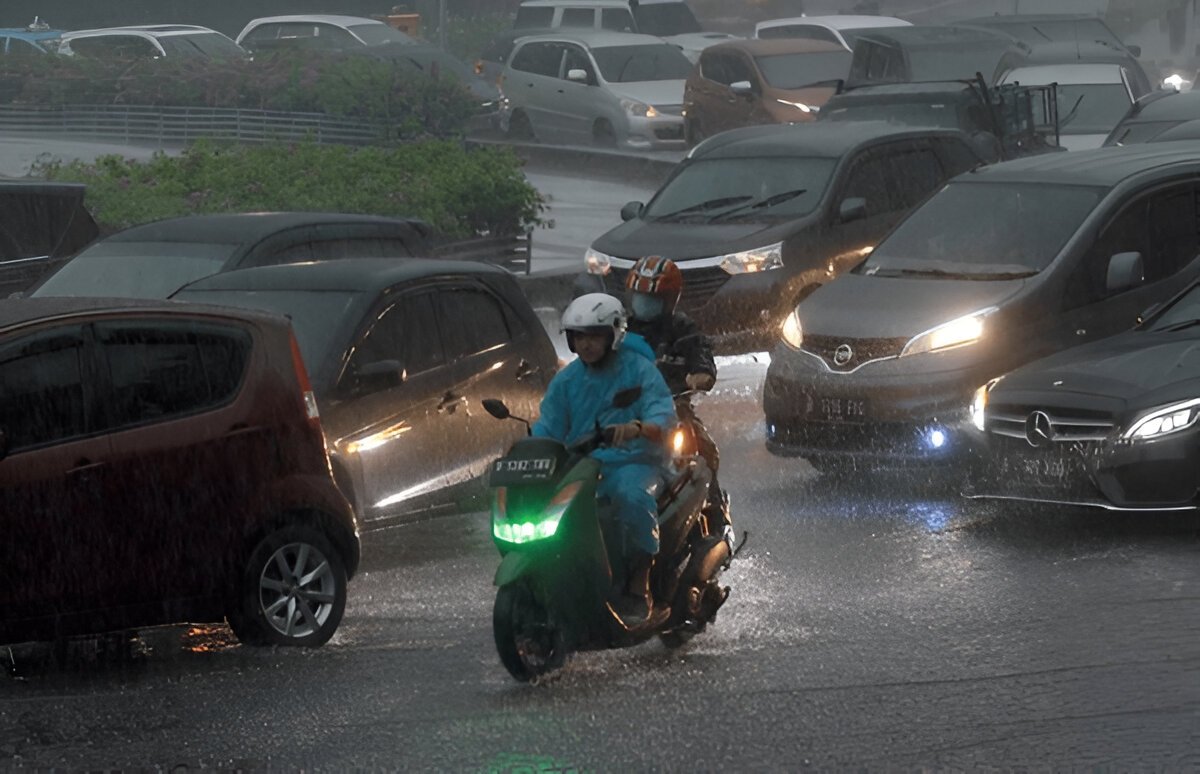 Persiapan Musim Hujan: Cara Merawat Kendaraan agar Tetap Prima