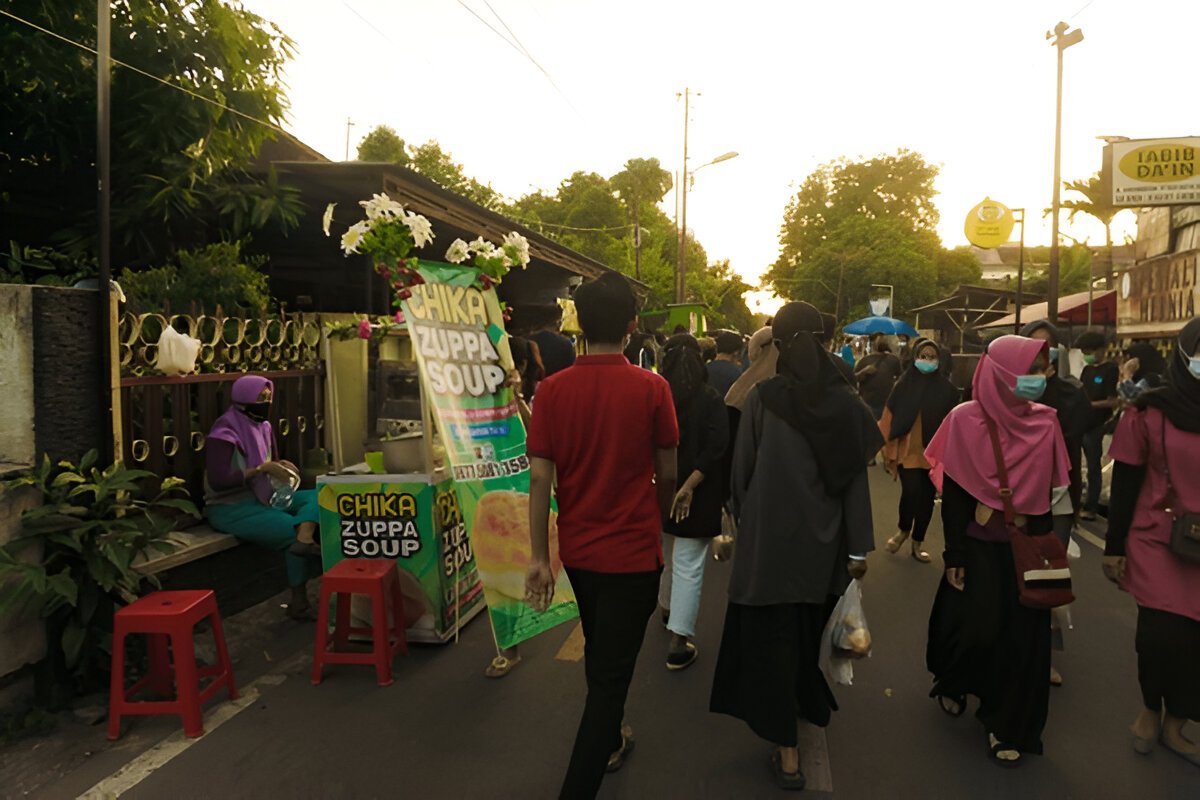 Ramadhan di Indonesia, Tradisi Unik dan Tips Berkendara Saat Puasa