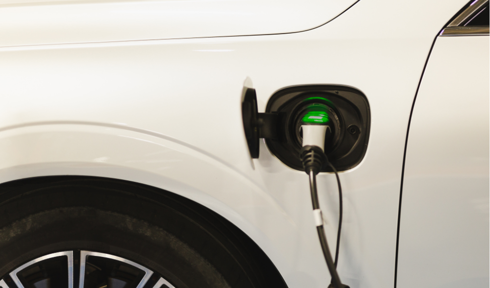 Kenapa Mobil Hybrid Lebih Irit Bahan Bakar? Simak Penjelasannya di Sini!