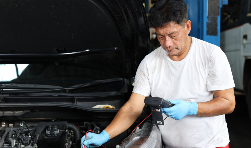 Berapa Lama Umur Aki Mobil dan Cara Memperpanjangnya