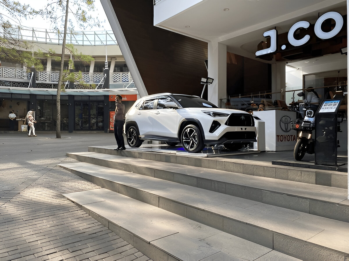 Teknologi Keselamatan Canggih pada Mobil Hybrid yang Membawa Perjalanan Lebih Aman