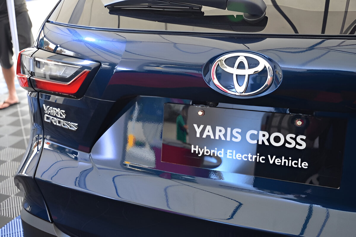 Desain Modern yang Menjadikan Mobil Hybrid Makin Elegan dan Futuristik