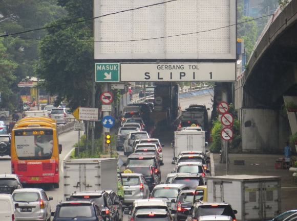 Mengatasi Kemacetan dengan Contra Flow Mudik 2025