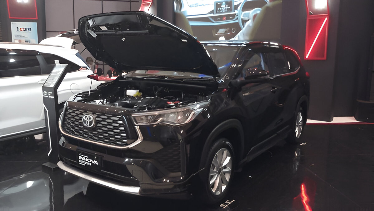 Fitur Unggulan Mobil Innova Zenix Hybrid yang Bikin Betah Perjalanan Jauh