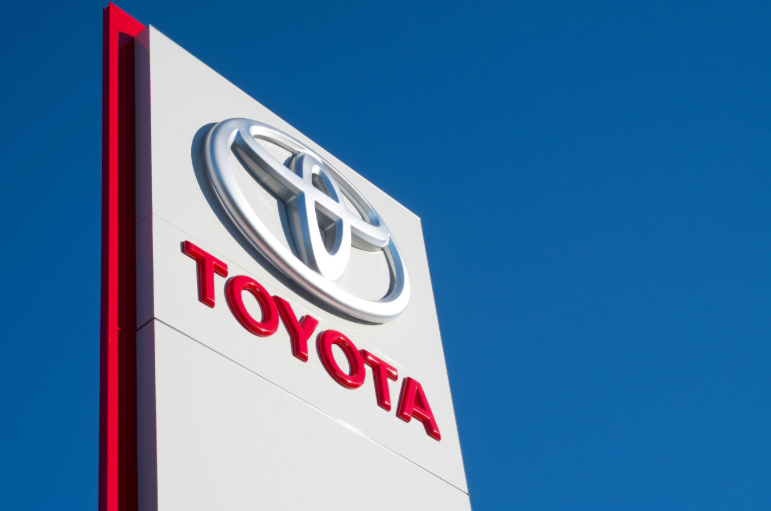 Pakai Toyota? Simak Simulasi Cicilan Mobil Toyota yang Bisa Disesuaikan dengan Kemampuan Finansial