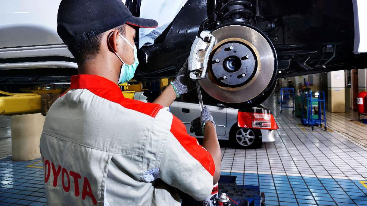 Persiapan Mudik Lebaran: Pahami Tanda-Tanda Rem Mobil Bermasalah, Segera Cek Untuk Cegah Rem Blong, Manfaatkan Fasilitas Toyota Posko Siaga 24 Jam
