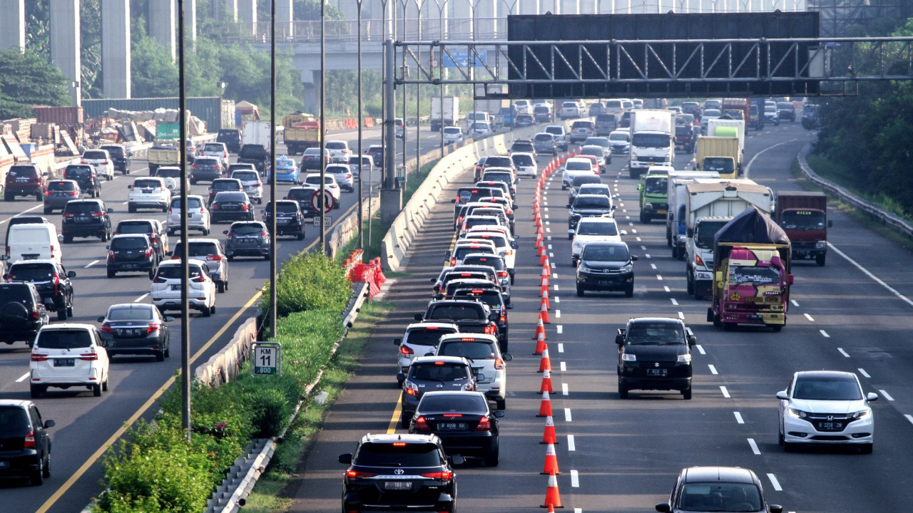 Aturan Contraflow Berlaku Saat Mudik dan Balik Lebaran, Ikuti Tips Ini Supaya Tertib, Lancar, dan Aman