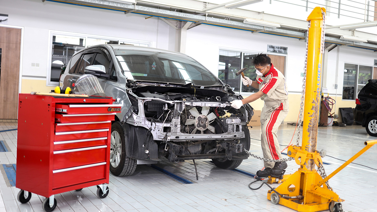 Pertanyaan Seputar Bengkel Body & Paint Toyota, Banyak Fasilitas Untuk Kemudahan Pelanggan dan Berikan Kualitas Kerja Terbaik yang Memuaskan dan Bergaransi