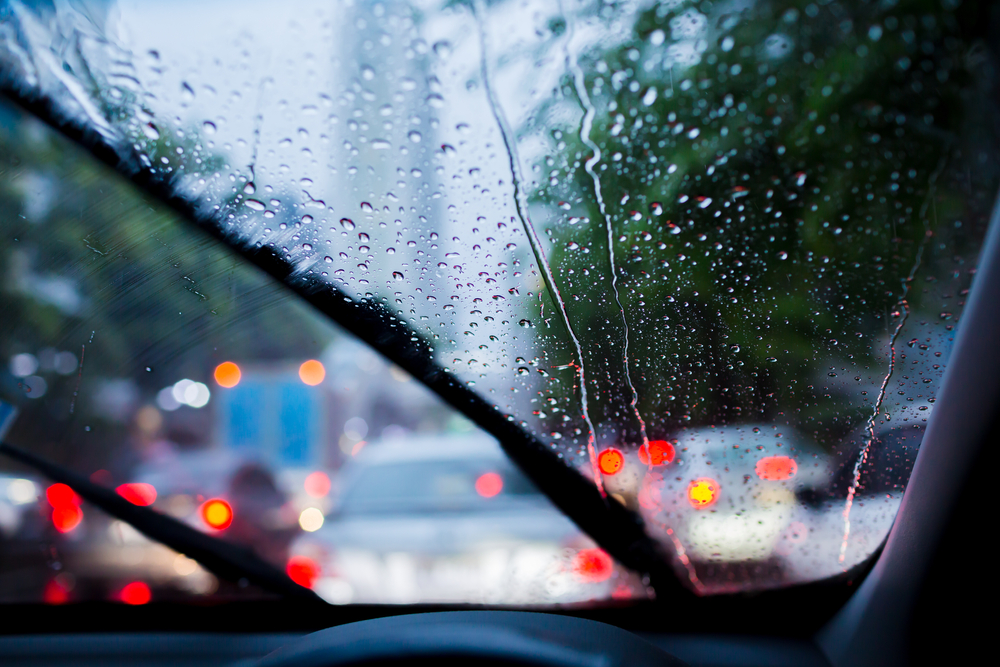 Cuaca Ekstrem dan Alasan Mengapa Perawatan Wiper Mobil Tidak Boleh Diabaikan