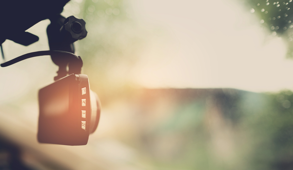 Tips Memasang Dashcam untuk Keamanan Berkendara