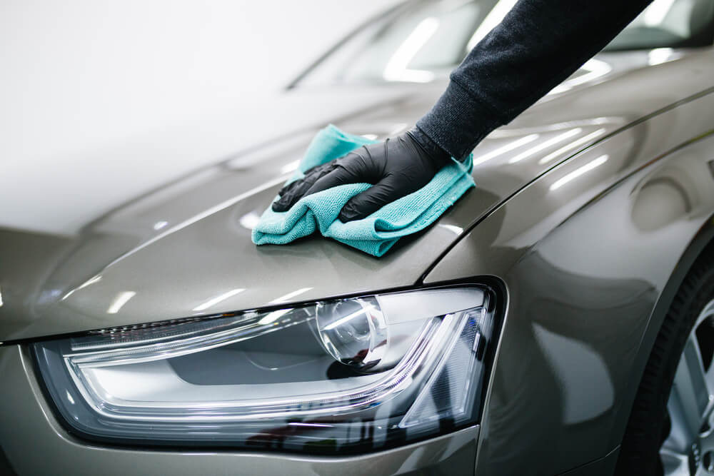 Tips Menjaga Cat Mobil Tetap Mengkilap dan Awet
