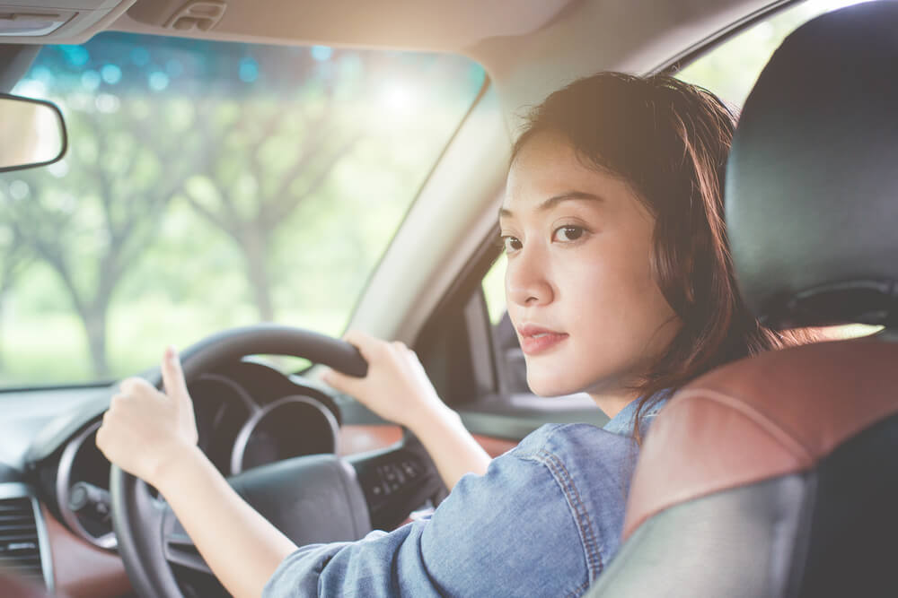 Teknik Parkir Mobil yang Mudah dan Aman
