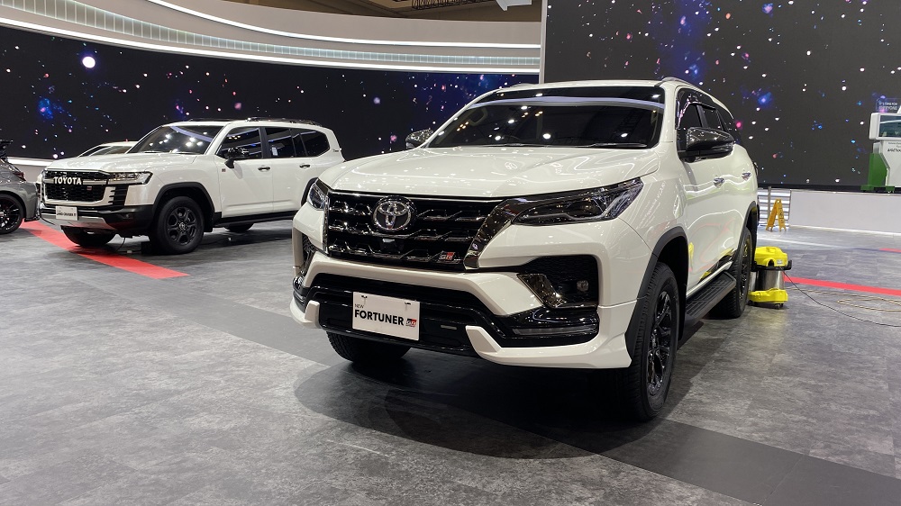 Medan Sulit Bukan Masalah Kalau Punya SUV Seperti Ini