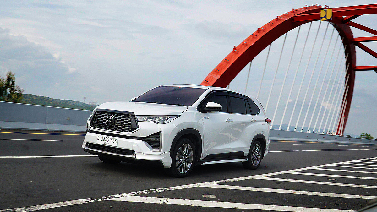 Kelebihan Mobil Hybrid Toyota dari Mobil Listrik Sehingga Bebas Range Anxiety, Paham Perbedaan Kedua Jenis Teknologi Elektrifikasi yang Ada di Mobil Toyota Terbaru
