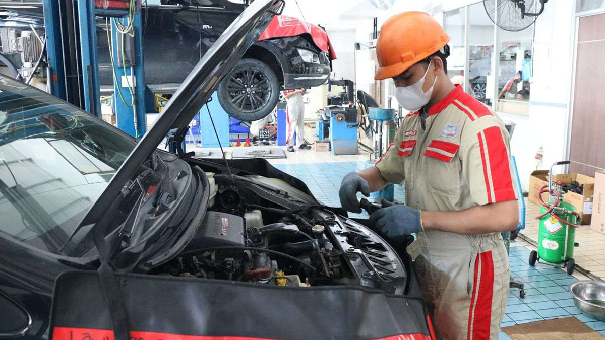 Tidak Perlu Pusing Ganti Merek Oli, Cukup Pakai TMO Oil yang Cocok Untuk Mobil Toyota di Indonesia