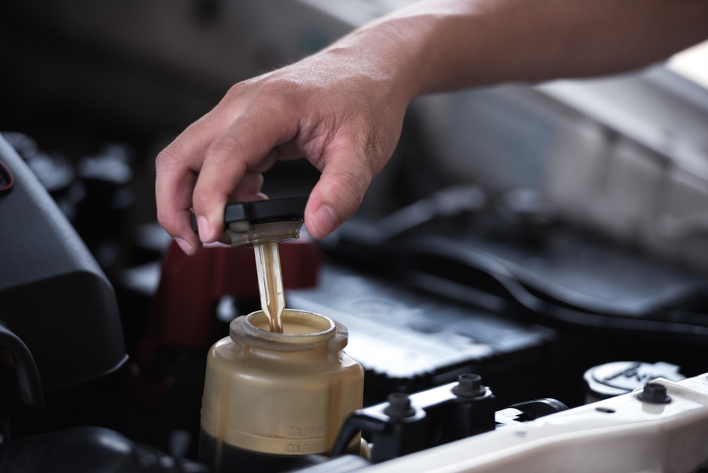 Lebih Nyaman Menyetir Setelah Tahu Cara Sistem Power Steering Bekerja di Mobilmu