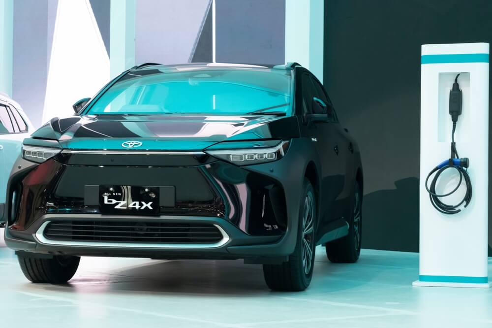 Mobil Listrik Jadi Andalan di 2025? Cek Kelebihannya untuk Aktivitas Berkendara Sehari-hari