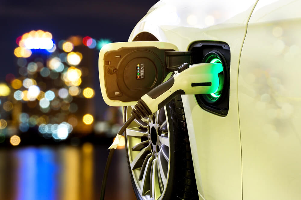 Menghitung Konsumsi Energi Saat Berkendara dengan Mobil Listrik