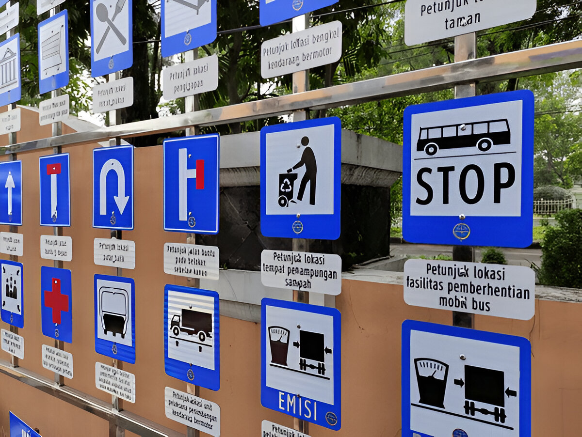 Jenis Rambu Lalu Lintas yang Wajib Dikenal oleh Pengendara Mobil